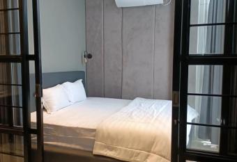 Ohana Suites Yogyakarta has Balcony rooms