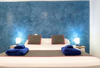 El Sue  o De Alejandra - Apartments allows 18 year olds to book a room