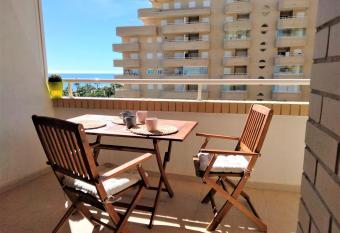 ACV - Cala Blanca II - 1   linea planta 5 sur allows 18 year olds to book a room