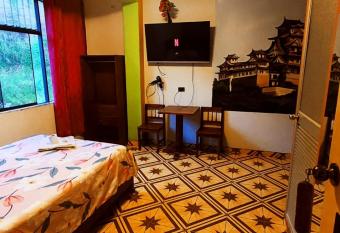 HOSPEDAJE EL CANTARO has Balcony rooms