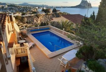 Au bord des rivages de la M  dit  rran  e has Balcony rooms