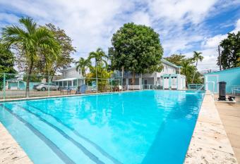 West Coast Inn s has Balcony rooms