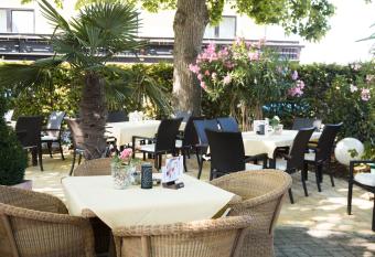 Hotel Restaurant B  ck  has Balcony rooms