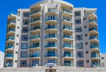 Cascades Self-Catering Apartments has Balcony rooms