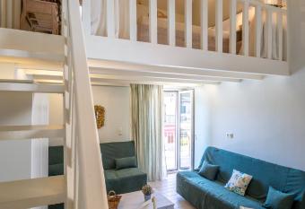   rilogy Studios allows 18 year olds to book a room