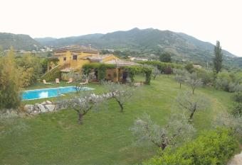 Le Ninfee has Balcony rooms