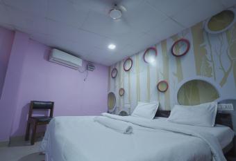 Hotel N C Continental by WB Inn allows 18 year olds to book a room