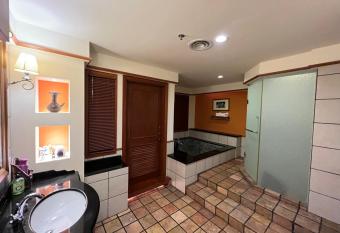 Private Seaview Apartment, Port Dickson has Balcony rooms