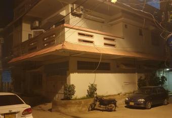 Royal Palace Guest House has Balcony rooms