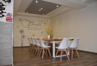 I Mori APARTAMENT has Balcony rooms