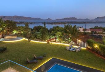 SaffronStays Jannat, Igatpuri 100 Percent pet-friendly villa with amazing lake view has Balcony rooms