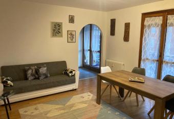 A casa di Niki has Balcony rooms