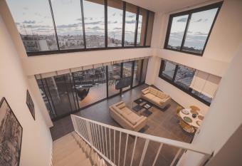 MR Elifelet has Balcony rooms