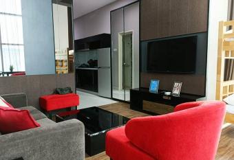 Maritime Suites by AuroraHomes 29B allows 18 year olds to book a room