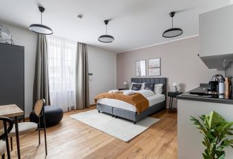 limehome Villach Gerbergasse allows 18 year olds to book a room