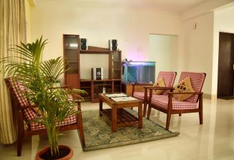 GRUHAM SOJOURN HOMESTAY has Balcony rooms