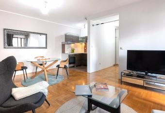 AC, full Amenities, New & Modern - Obrenovac center has Balcony rooms