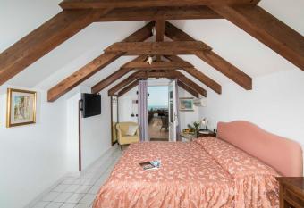 Hotel Relais Villa Annalara has Balcony rooms