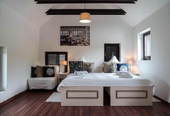 R  kusfalvy Birtok Vend  gh  z Etyek has Balcony rooms