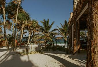 Casa Phoenix Tulum has Balcony rooms