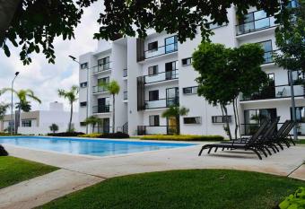 Cancun Rest allows 18 year olds to book a room