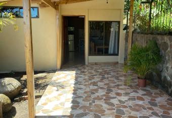 Cottage Private Ensuite allows 18 year olds to book a room