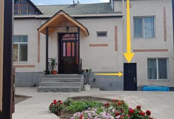 Julia s Place - Apartment, Garden & BBQ has Balcony rooms