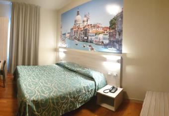 Hotel Altieri has Balcony rooms