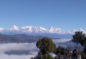 The Buransh Inn has Smoking/Balcony rooms