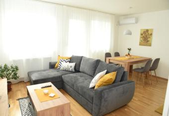 Suncokret Apartmani Loznica has Balcony rooms