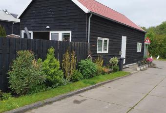 Tjotter has Balcony rooms