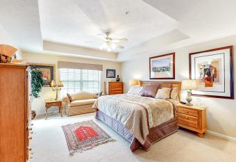 Stonebridge Golf Getaway has Balcony rooms
