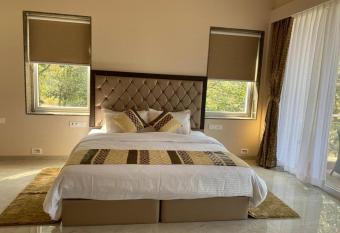 Villa Marley - Come experience the beauty of nature in luxury has Balcony rooms