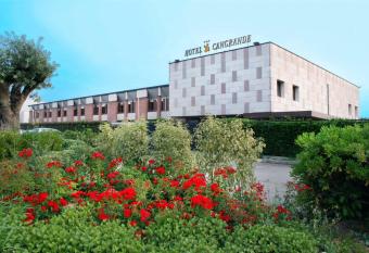 Hotel Cangrande Di Soave has Balcony rooms
