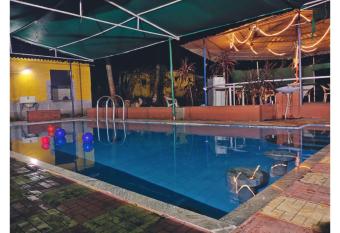 Aangan Villa has Balcony rooms