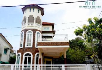Casa Awal B 5BR for 14pax has Balcony rooms