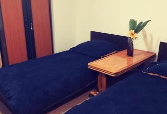 camera cu baie has rooms with a private hot tub