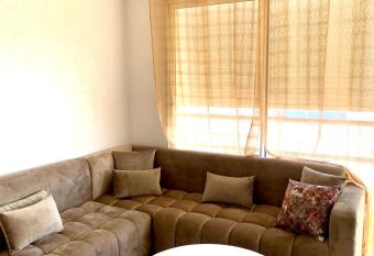 Superbe appartement 1  re rue de mehdia has Balcony rooms