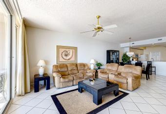 Navarre Beach Regency 308 has Balcony rooms