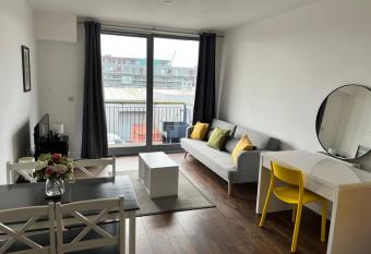 The Lilypad by Pureserviced has Balcony rooms