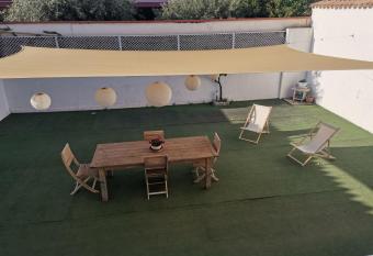 Casa da rosellina allows 18 year olds to book a room