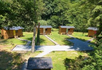 Tiny-river has Balcony rooms