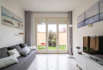 Little house Bo, a pochi minuti dal Bellaria has Balcony rooms