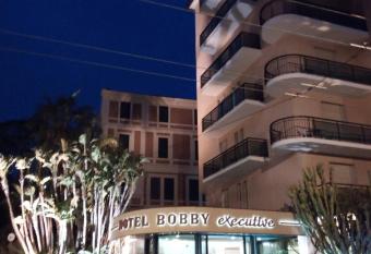 Bobby Executive has Smoking/Balcony rooms