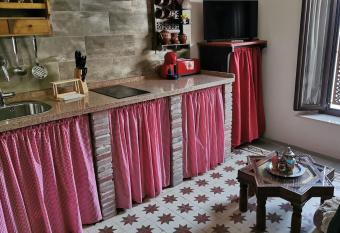 Apartamento Abuela Maria allows 18 year olds to book a room