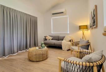 Coastal 3-bedroom home close by the beach has Balcony rooms