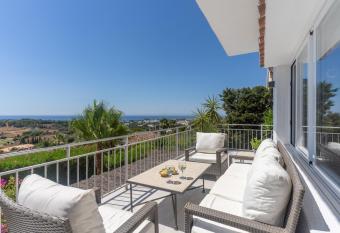 Casa Pura Vida has Balcony rooms