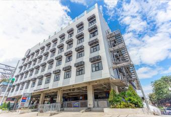 MyTown New York allows 18 year olds to book a room