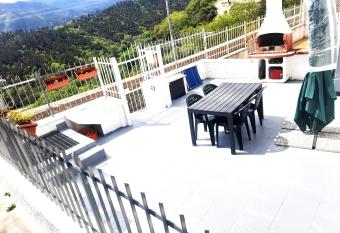 Appartamento Savona has Balcony rooms