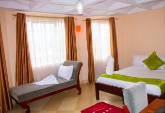 Luna hotel allows 18 year olds to book a room